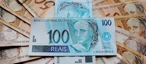 Governo propõe salário mínimo de R$ 1.294 para 2023, sem aumento acima da inflação