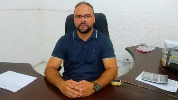 Secretário de Educação garante que 13° será pago ainda em dezembro