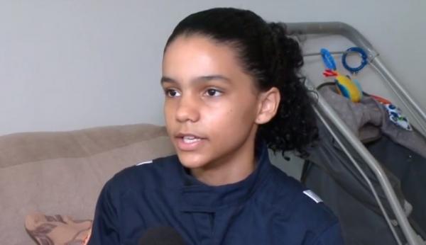 Aluna do "Samuzinho" salva irmão de sete meses engasgado com leite materno