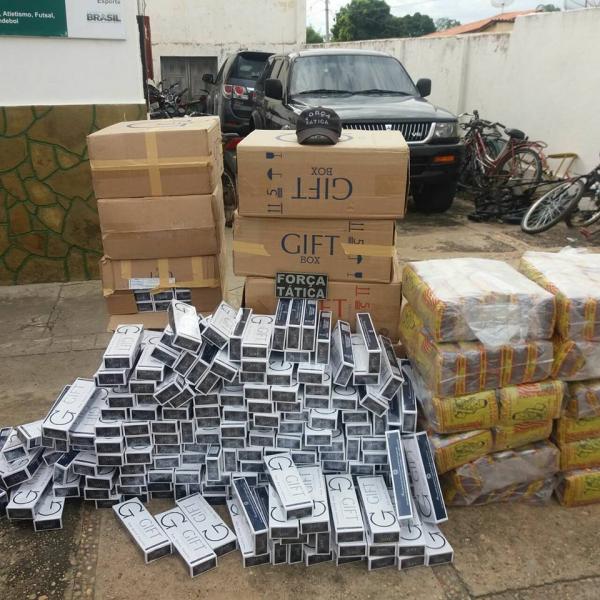 Força Tática apreende R$ 7 mil em carga de cigarros no Centro de Floriano