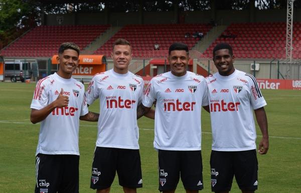 Gustavo Maia Lucas Sena Galeano Marcos J&uacute;nior S&atilde;o Paulo.(Imagem:Felipe Esp&iacute;ndola / saopaulofc.net)