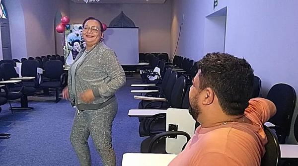  Atriz Sara Castro que interpretou Mona no filme Ai que Vida e o diretor C&iacute;cero Filho.(Imagem:L&iacute;via Ferreira/g1 PI )
