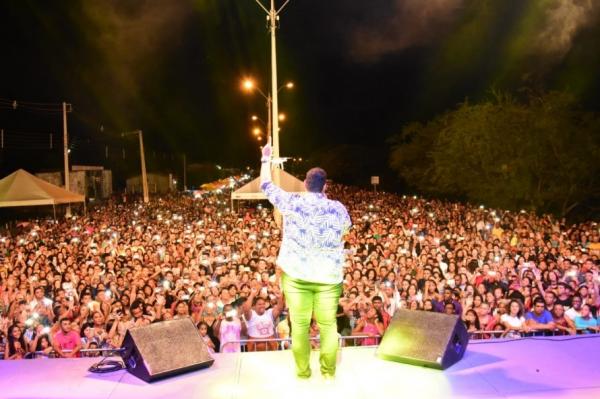 Culto e show com Anderson Freire marcaram celebra&ccedil;&atilde;o de 122 anos de Floriano(Imagem:Secom)