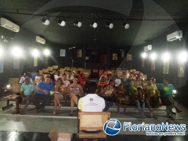 Grupo ESCALET realiza 1&ordf; reuni&atilde;o com elenco principal da Paix&atilde;o de Cristo 2015.(Imagem:FlorianoNews)