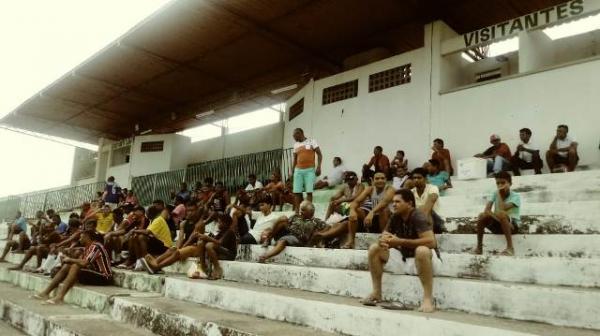 Rep&oacute;rter Amarelinho realiza 11&ordf; edi&ccedil;&atilde;o dos Jogos Solid&aacute;rios em Floriano e Bar&atilde;o de Graja&uacute;.(Imagem:FlorianoNews)