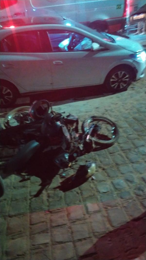 Acidente deixa uma v&iacute;tima fatal e duas pessoas feridas em Floriano(Imagem:Reprodu&ccedil;&atilde;o)