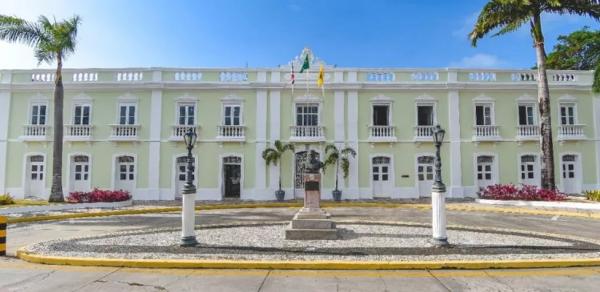 Prefeitura abre inscrições em seletivo com salário até R$ 2.520 em São Luís