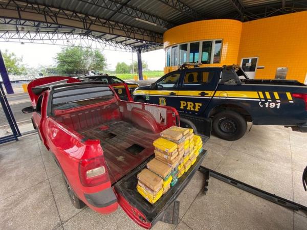 PRF encontra 61 kg de pasta base de cocaína dentro de caminhonete e prende motorista no Piauí