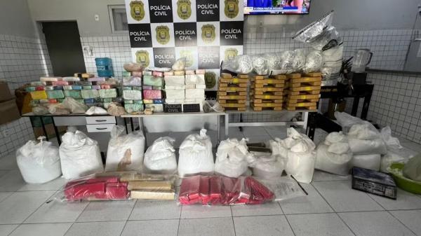 Cerca de 700 kg de drogas são apreendidos em laboratório clandestino