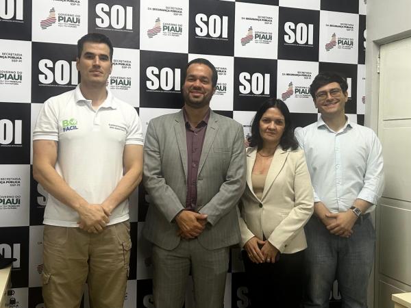 Comitiva de Alagoas visita o Piauí para conhecer programas contra roubo e furto de celulares
