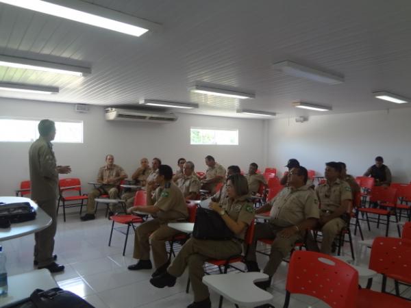 Superintendente da Pol&iacute;cia Rodovi&aacute;ria Federal do Piau&iacute; esteve em Floriano.(Imagem:FlorianoNews)