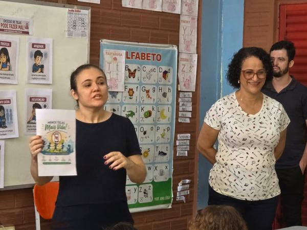 Ação educativa em Teresina para conscientizar sobre o uso excessivo de telas na infância(Imagem:Vitor Gaspar)