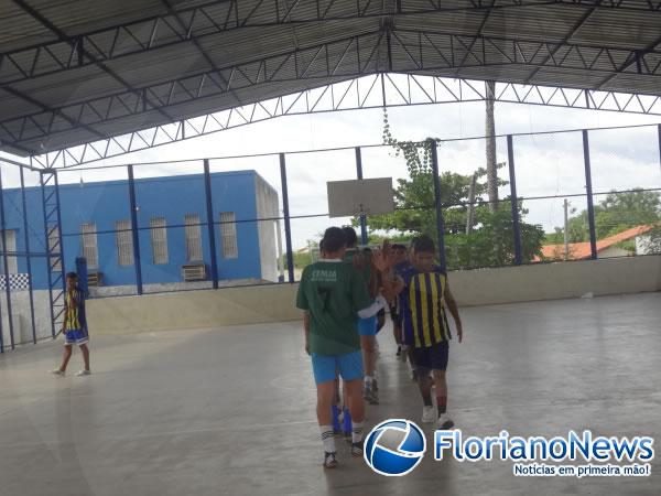 Alunos da rede p&uacute;blica de Floriano disputaram eliminat&oacute;ria regional dos Jojups.(Imagem:FlorianoNews)