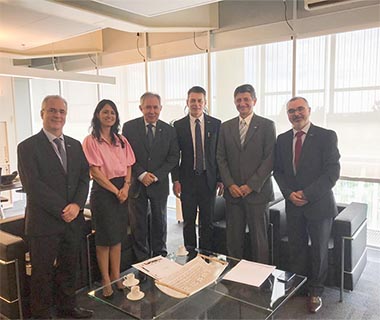 Lideranças da CNDL se reúnem com presidente do Sebrae