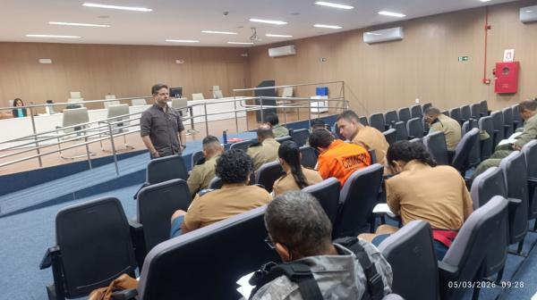 Capacitação busca aprimorar atendimento da Polícia Militar em Floriano.(Imagem:FlorianoNews)