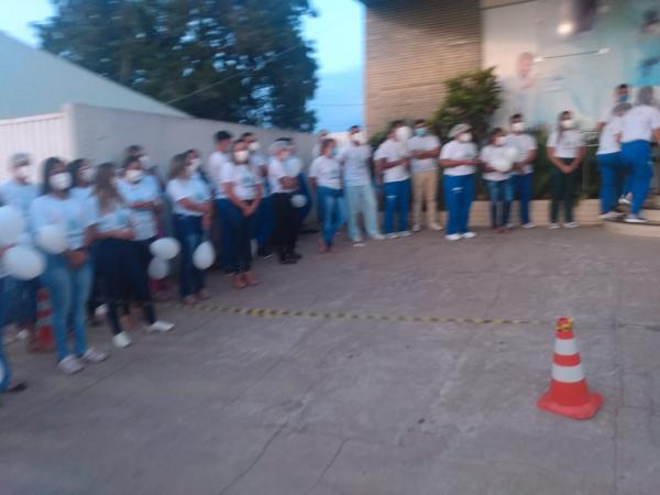 Momento de ora&ccedil;&atilde;o marca um ano de funcionamento do Setor Covid do HRTN(Imagem:FlorianoNews)