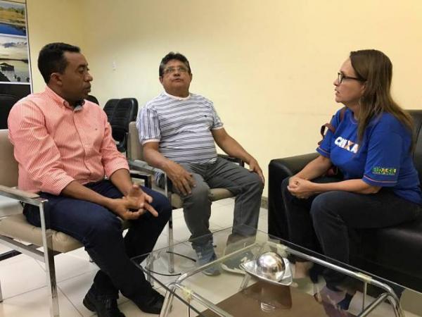 Reuni&atilde;o entre Caixa e Prefeitura debate setor de habita&ccedil;&atilde;o em Floriano.(Imagem:SECOM)