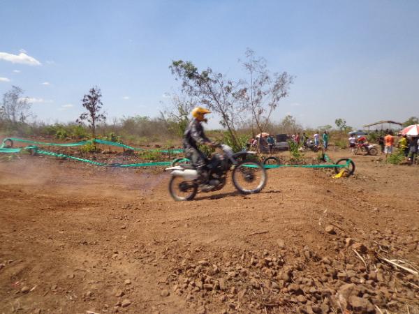 Emo&ccedil;&atilde;o e muita adrenalina marcaram 1&ordm; Motocross & Rally em S&atilde;o Pedro-PI.(Imagem:FlorianoNews)