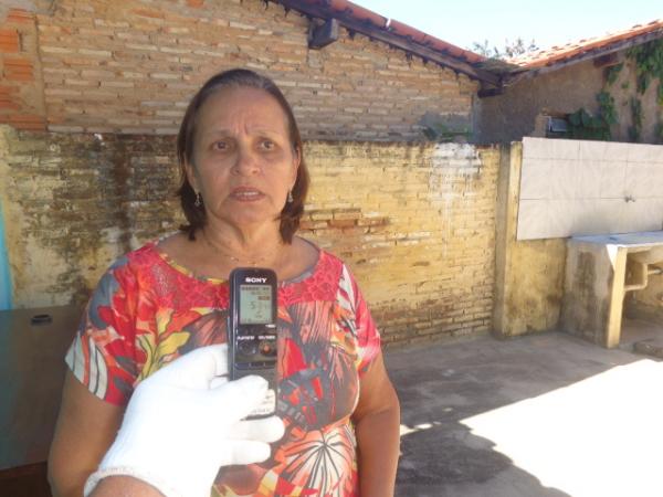 Professora L&eacute;a Almeida(Imagem:FlorianoNews)