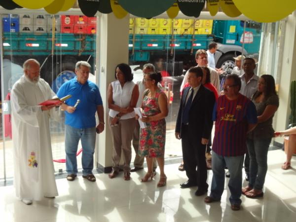 Inaugurada Multimarcas Corretora de Ve&iacute;culos em Floriano.(Imagem:FlorianoNews)