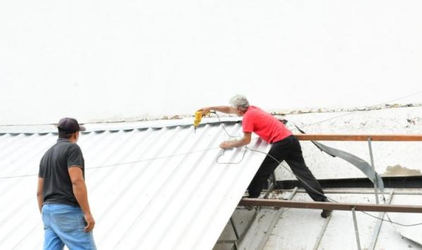 Prefeitura de Floriano adota medidas após desabamento parcial de marquise no Mercado Público(Imagem:Secom)