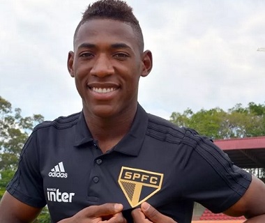 Ex-Bahia, lateral Léo é contratado pelo São Paulo para 2019