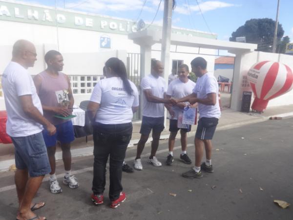 3&ordm; BPM realizou 17&ordf; edi&ccedil;&atilde;o da Corrida da Fogueira em Floriano.(Imagem:FlorianoNews)