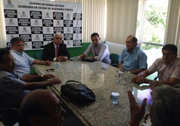 Prefeito Gilberto Jr. e Comitiva visitaram Secretaria de Segurança em Teresina