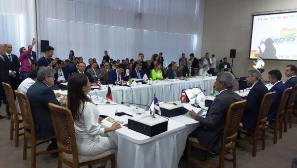 Governador do Piau&iacute; participou de reuni&atilde;o com todos os governadores da Regi&atilde;o.(Imagem:CCom)