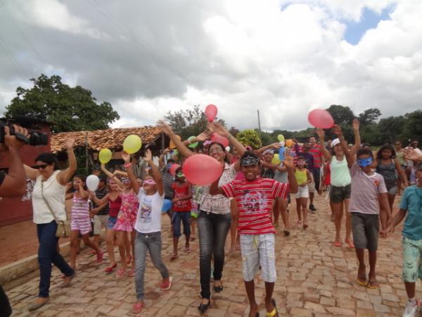 Realizado o arrastinho com crianças da zona rural