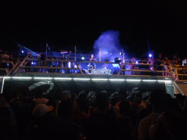 Forr&oacute; dos Plays faz a diferen&ccedil;a na alegria do segundo arrast&atilde;o no carnaval de Floriano.(Imagem:FlorianoNews)