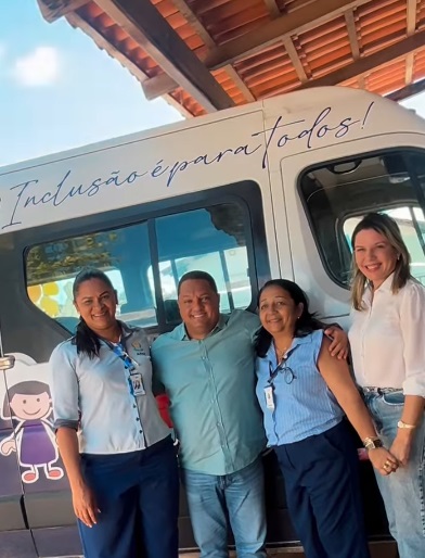 Prefeito Antônio Carlos reforça parceria com a APAE de Floriano durante visita à instituição