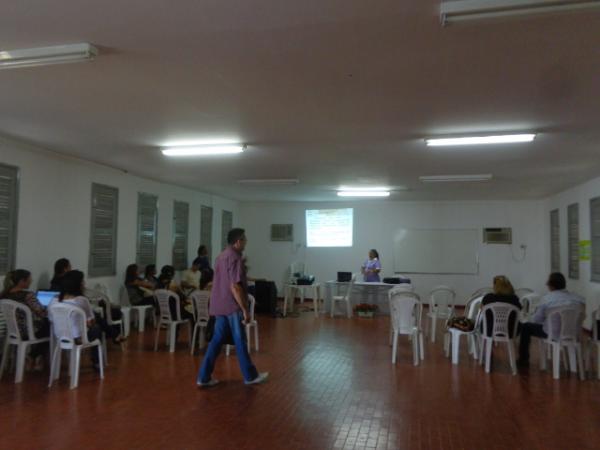 Munic&iacute;pio sedia Curso de Especializa&ccedil;&atilde;o em Gest&atilde;o Escolar.(Imagem:FlorianoNews)