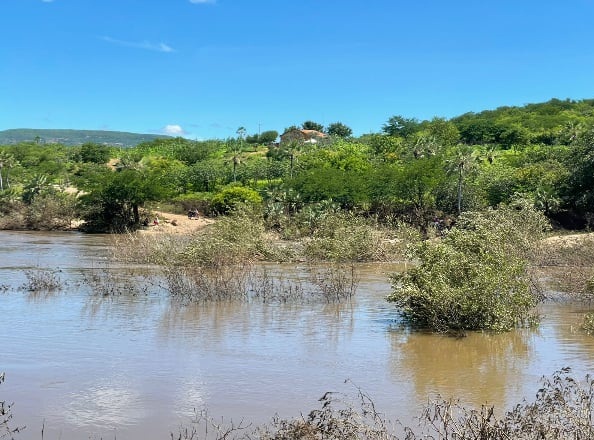 Homem morre afogado no Rio Poti após retornar de velório de parente