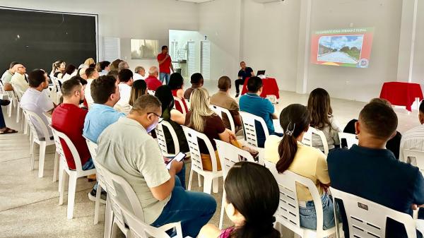Dr. Francisco Costa re&uacute;ne vereadores e suplentes para apresentar balan&ccedil;o de a&ccedil;&otilde;es do mandato em Floriano e regi&atilde;o.(Imagem:Reprodu&ccedil;&atilde;o/Instagram)