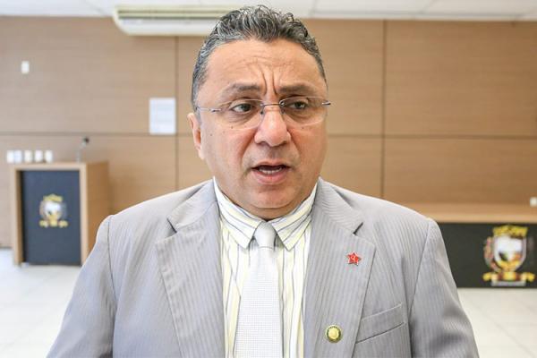 Câmara mantém decreto que reduz frota de ônibus em Teresina