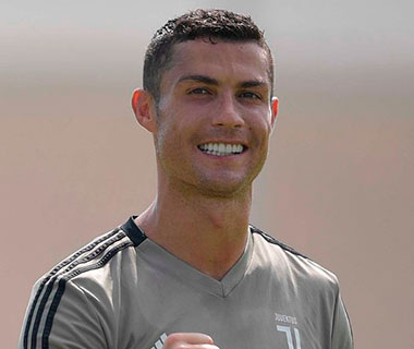 Juventus confirma estreia oficial de Cristiano Ronaldo neste sábado