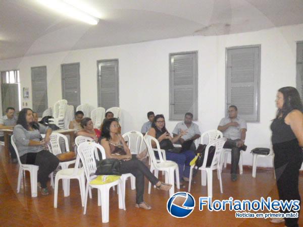 10&ordf; GRE realiza forma&ccedil;&atilde;o para Pacto Nacional pelo Fortalecimento do Ensino M&eacute;dio.(Imagem:FlorianoNews)