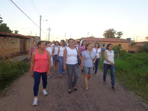 Professores da rede estadual de ensino decidem manter greve em Bar&atilde;o de Graja&uacute;.(Imagem:FlorianoNews)