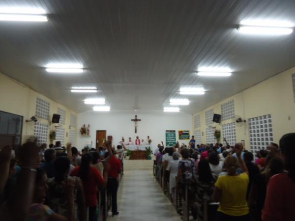 Encerramento dos festejos de S&atilde;o Sebasti&atilde;o re&uacute;ne fieis em Floriano e regi&atilde;o.(Imagem:FlorianoNews)