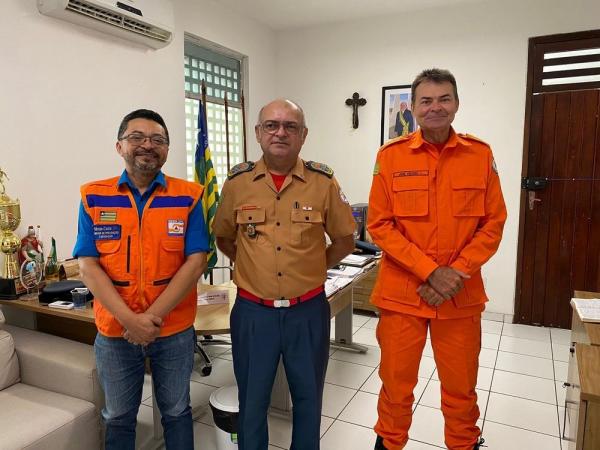 Defesa Civil e Corpo de Bombeiros alinham ações para campanha de prevenção a afogamentos no Piauí