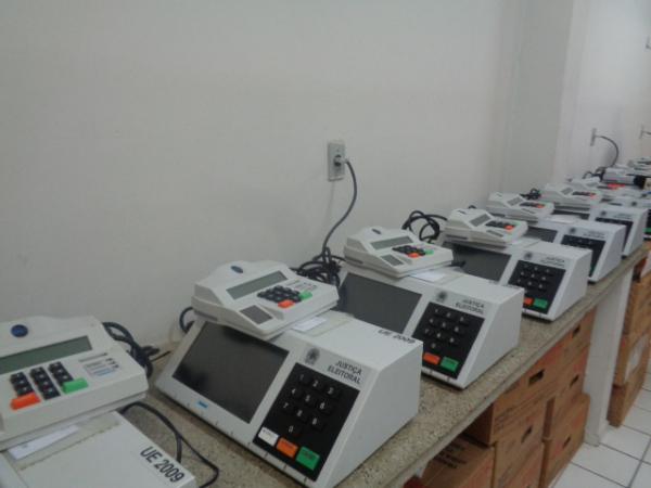 Locais de votação de Floriano serão preparados nesta sexta-feira