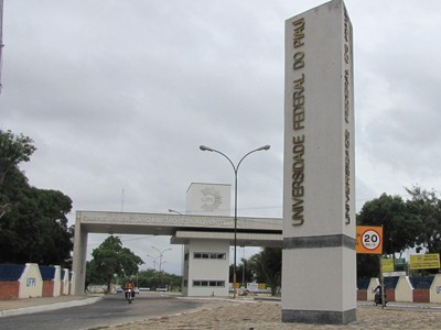 UFPI abre concurso para Teresina e Picos; salário até R$ 9,5 mil