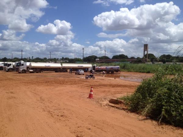 Corpo de Bombeiros é acionado para controlar vazamento de álcool no Piauí