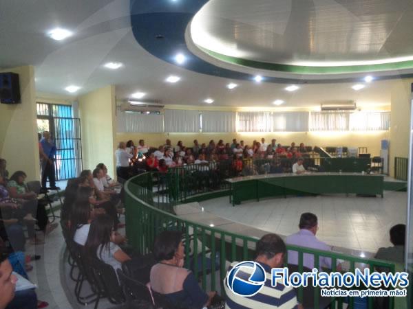 Professores participam de debate sobre redu&ccedil;&atilde;o da maioridade penal em Floriano(Imagem:FlorianoNews)