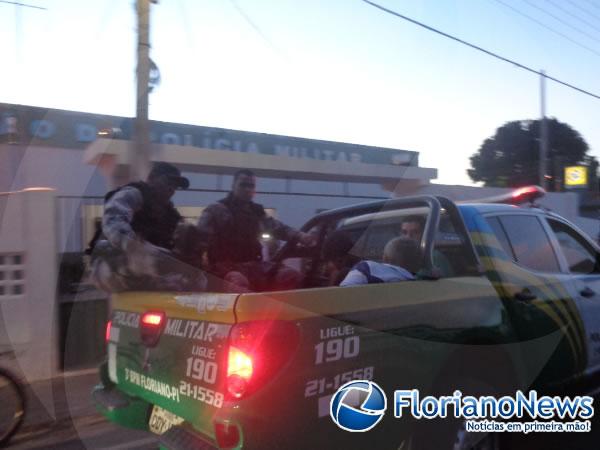 Pol&iacute;cia Militar de Floriano prende mais 6 integrantes de quadrilha que roubava caminh&otilde;es. (Imagem:FlorianoNews)