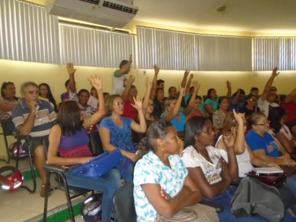 N&oacute;s estamos em estado de greve, declara presidente do SINTE Regional Floriano.(Imagem:FlorianoNews)