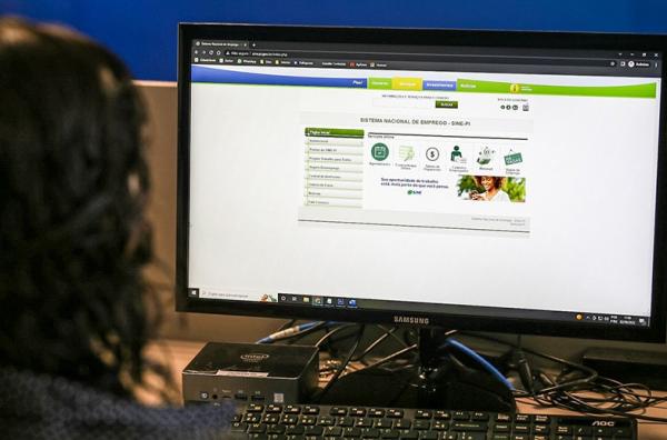 Sine divulga lista com 50 vagas de emprego no Piauí.(Imagem:Renato Andrade/Cidadeverde)