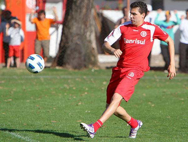 Bolivar agora est&aacute; mais longe do Flamengo.(Imagem:Lucas Uebel / VIPCOMM)