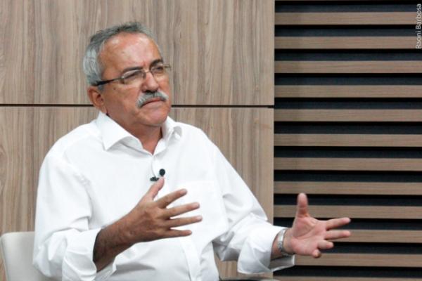 Presidente do TRE mantém contas de Átila Lira reprovadas